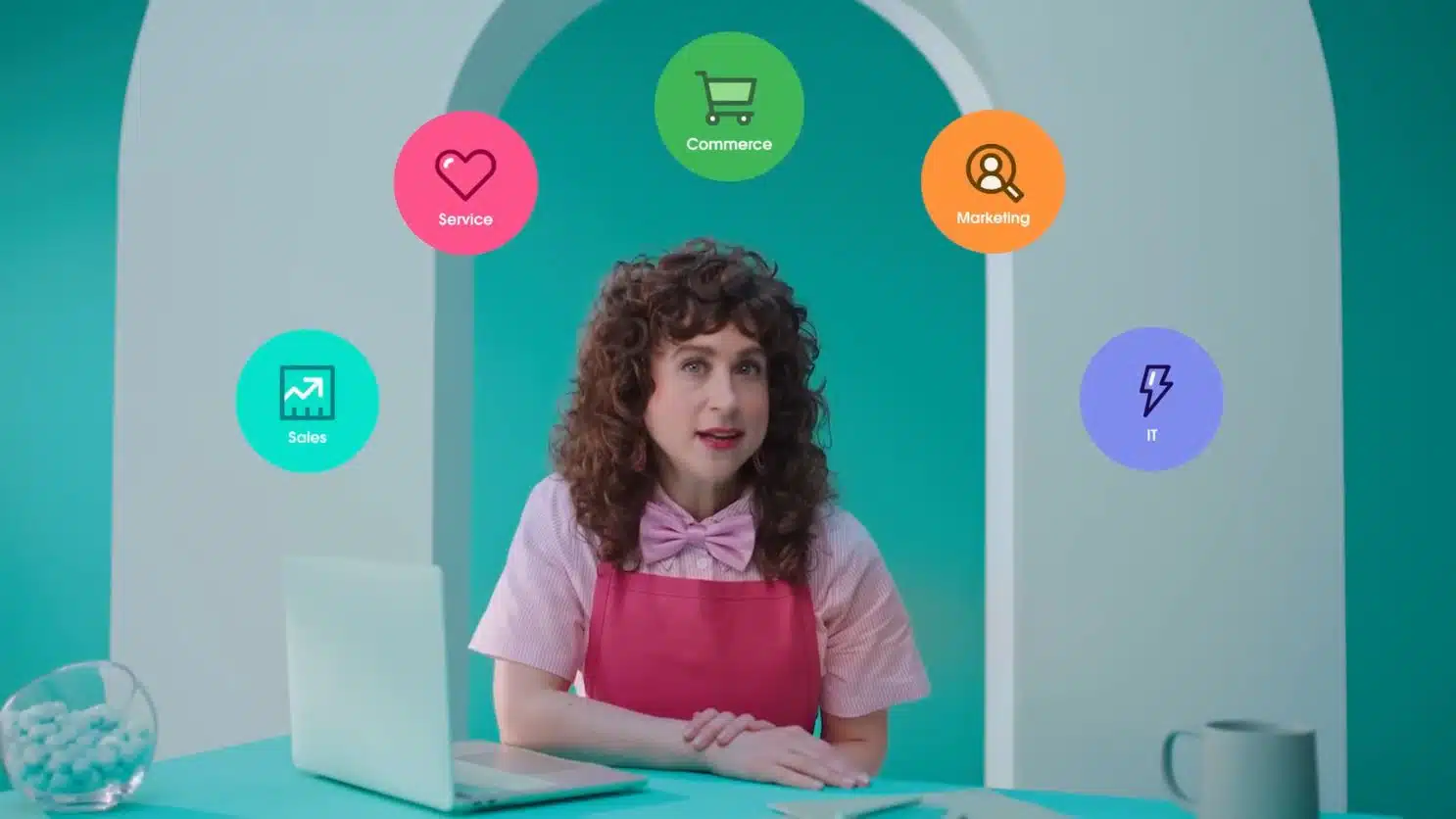 10 Best B2B Video Ad Examples That Actually Convert (2025)